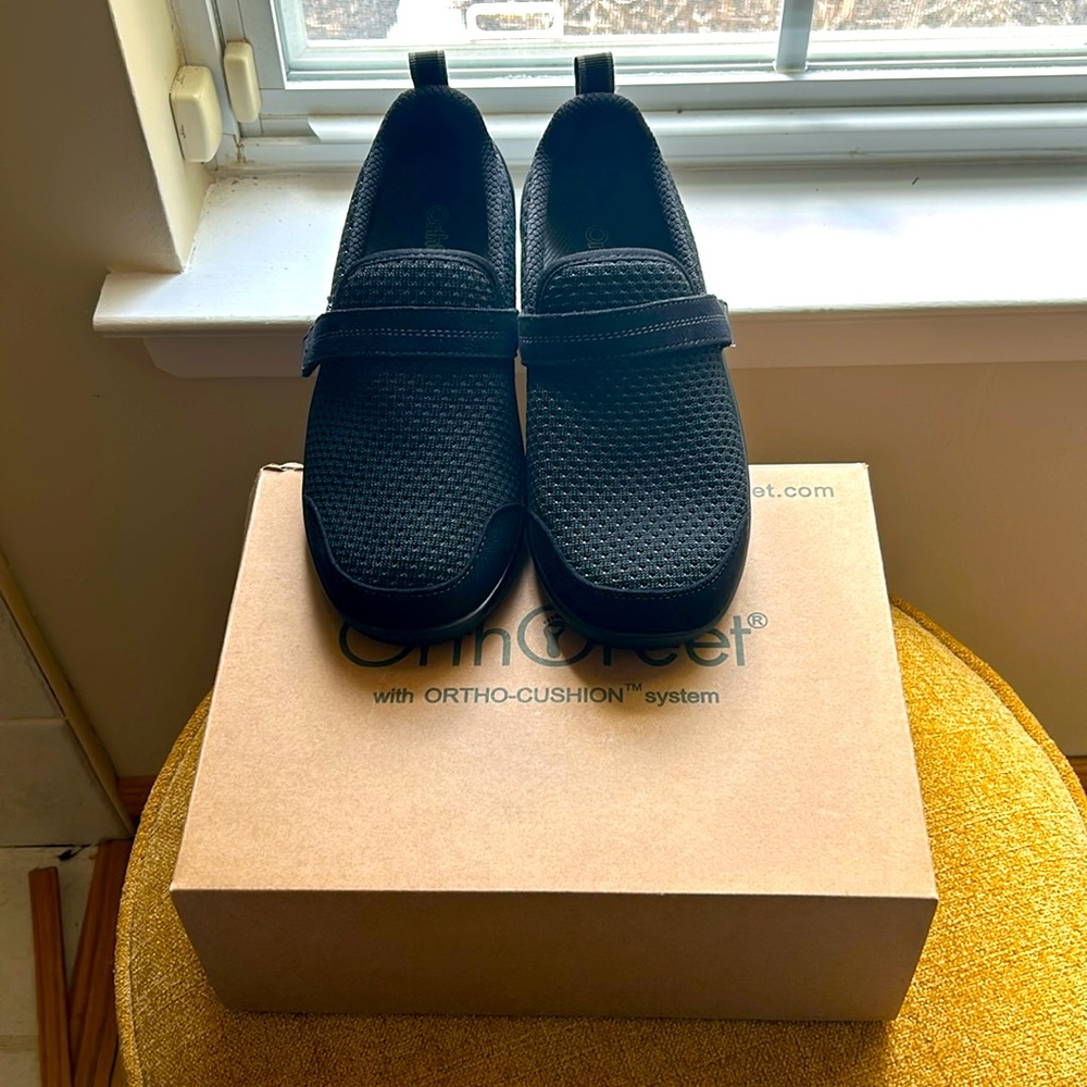 Ortho Feet Quincy stretchable slip on women’s 7 wide